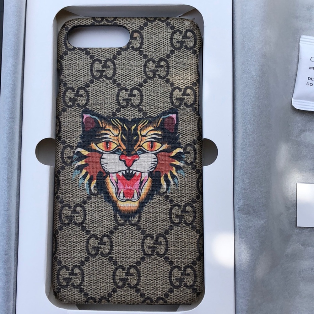GUCCI iPhone 8plus cellphone cover